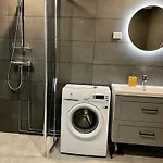 Vaaranhuoneistot *